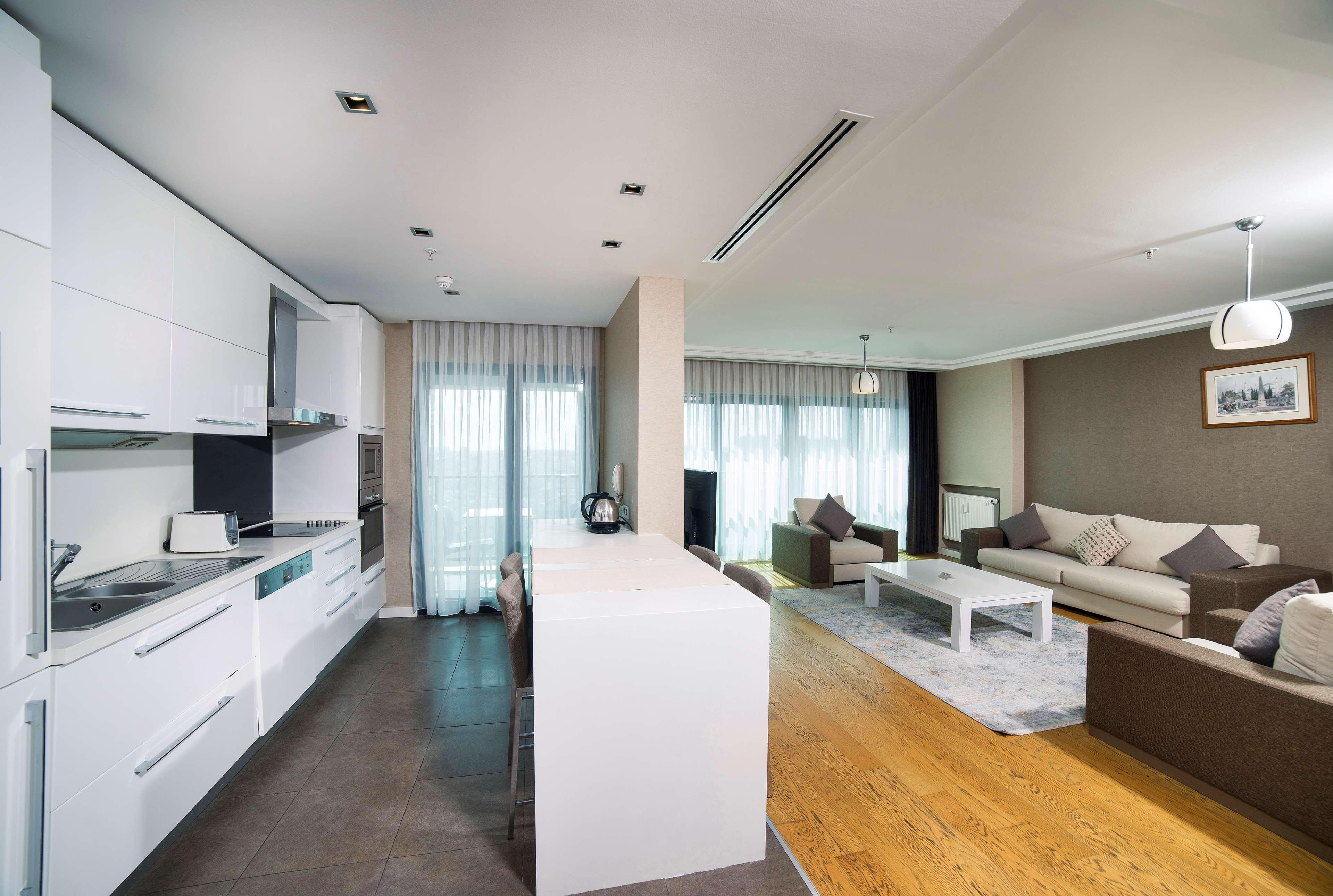 Radisson Residences Avrupa Tem Стамбул Екстер'єр фото