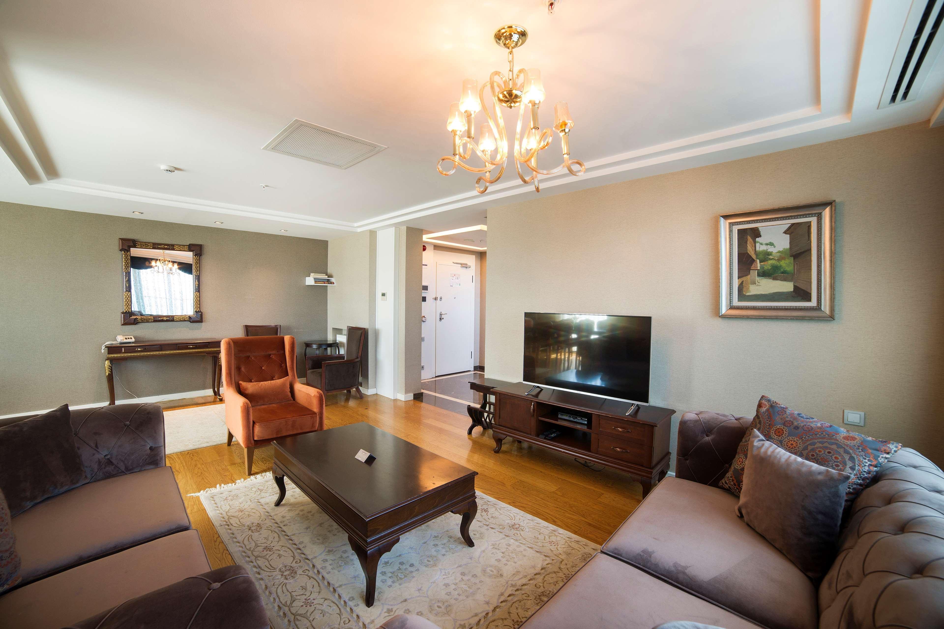 Radisson Residences Avrupa Tem Стамбул Екстер'єр фото
