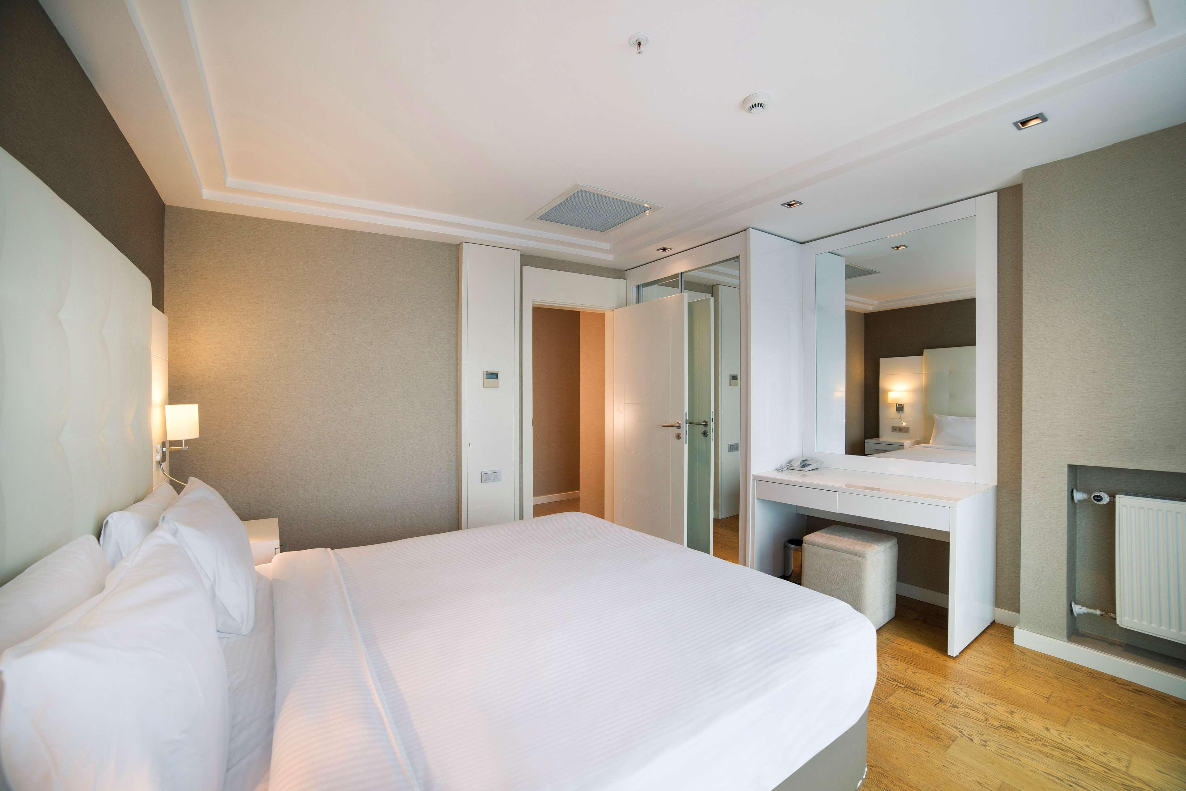 Radisson Residences Avrupa Tem Стамбул Екстер'єр фото